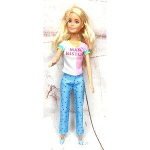 Mattel Barbie 2010-2015 Caucasian Blonde Hair Doll 00741 Blue Pants & Shirt